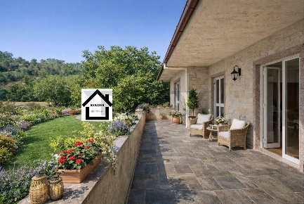 Foto Villa unifamiliare in Via Vanella 168, Modica di 122 m² con 6 locali