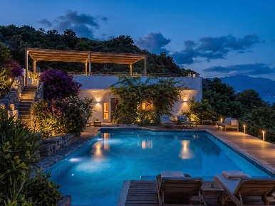 Foto Villa unifamiliare in Via Arnica snc, Olbia Sottomarina di 250 m²