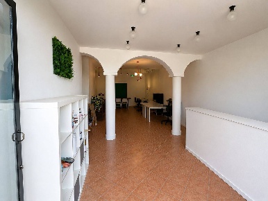 Foto Attività commerciale in Via F. Magellano 155, Vicopisano Centro