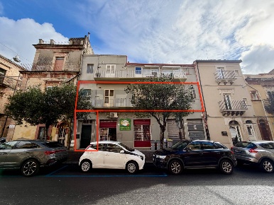 Foto Appartamento in Via Roma 56, Ragusa Centro di 89 m² con 4 locali