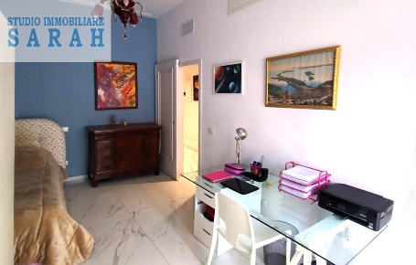 Foto Appartamento in Via Paolina Bonaparte, Viareggio di 98 m² con 5 locali