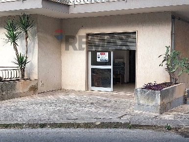 Foto Ufficio in via Trani 59, Modica Modica Sorda di 26 m² con 2 locali