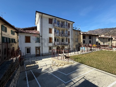 Foto Case semi ndipendenti in via caneva 5, Serina Centro di 255 m²