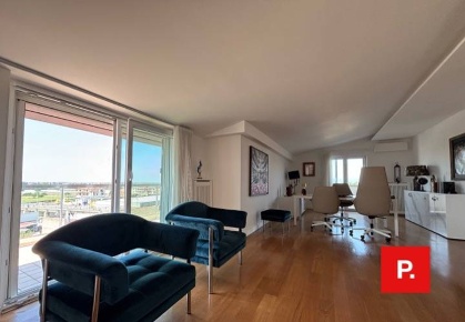 Foto Appartamento in Via dei Sanniti 4, Santa Maria Capua Vetere di 218 m²
