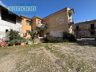 Foto Casa indipendente in Via Trento, Vercelli Isola - Bennet - Belvedere