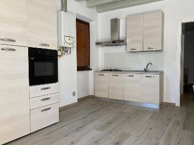 Foto Appartamento in zona via chiassi, Mantova Centro di 50 m² con 2 locali