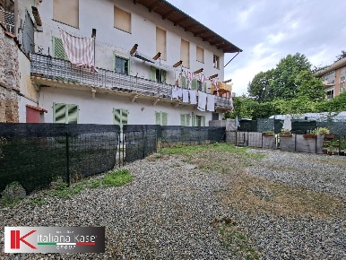 Foto Appartamento in caluso, Caluso Centro di 75 m² con 3 locali in affitto