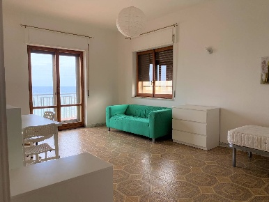 Foto Stanza in Via Caracciolo, Catanzaro Catanzaro Lido di 150 m²