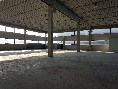 Foto Attività commerciale in piazza guerrazzi, Pisa di 3600 m² con 7 locali