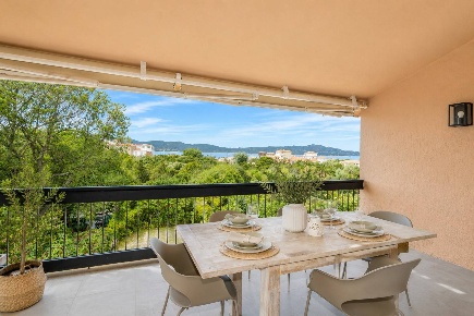 Foto Appartamento in Via Porto Rotondo, Olbia Porto Rotondo di 119 m²