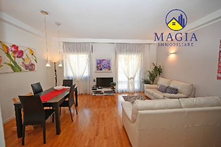 Foto Appartamento a San Benedetto del Tronto Centro di 107 m² con 3 locali