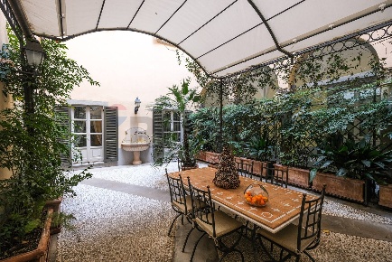 Foto Appartamento in Via S.Lorenzo 38, Bergamo Città Alta di 180 m²