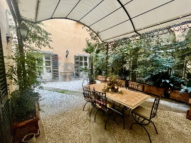 Foto Appartamento in Via S.Lorenzo 38, Bergamo Città Alta di 180 m²