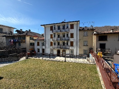 Foto Case semi ndipendenti in via caneva 1, Serina Centro di 350 m²