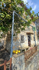 Foto Case semi ndipendenti in Via Marittima, Prossedi Centro di 120 m²