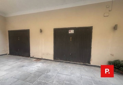 Foto Posti auto in Via San Giovanni 54, Caserta Corso Trieste di 20 m²