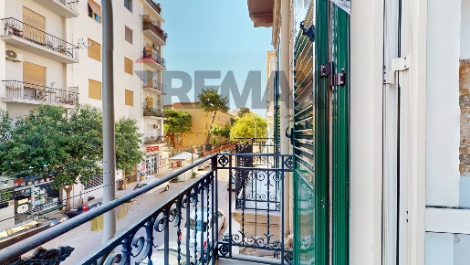 Foto Appartamento in Via Filippo Parlatore 49, Palermo Malaspina di 106 m²
