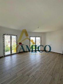 Foto Appartamento in Via Consolare, Santa Flavia Centro di 120 m²