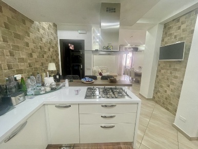 Foto Appartamento in Via Enzo Misefari, Reggio di Calabria di 126 m²