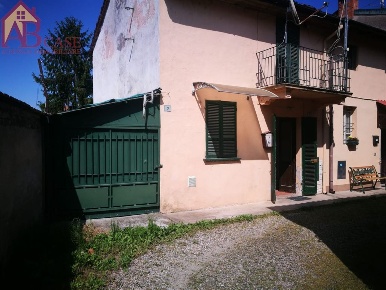 Foto Case semi ndipendenti in via castello, Rosasco Centro di 58 m²