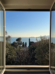 Foto Villa unifamiliare in Via Primavera snc, Rapallo di 180 m² in affitto