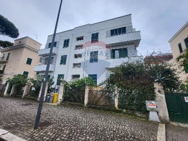 Foto Appartamento in Viale Mencacci, Anzio Centro Storico di 170 m²