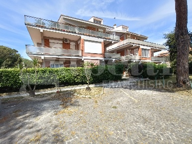 Foto Appartamento in Via Ninfa Alburnea 2, Anzio Lavinio Mare di 90 m²