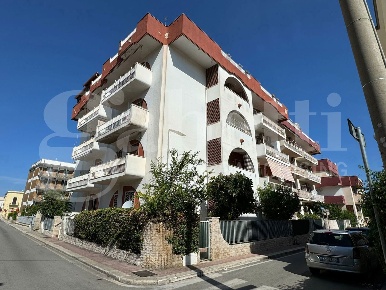 Foto Appartamento in DI SANTO SPIRITO MASSARI, Bari Santo Spirito di 90 m²