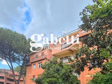 Foto Appartamento in Via MONTE TRINCELLO 1, Roma Città Giardino di 141 m²