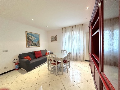 Foto Appartamento in via bove, Rapallo Centro Storico di 90 m² con 3 locali