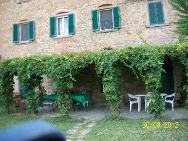 Foto Appartamento a Arezzo Agazzi di 130 m² con 7 locali in affitto