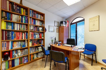 Foto Ufficio a Siena Fuori Porta Pispini di 60 m² con 3 locali in vendita