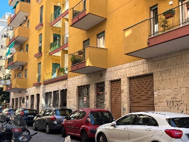 Foto Appartamento a Salerno Centro di 90 m² con 3 locali in affitto