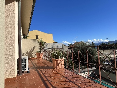 Foto Villa unifamiliare a Messina Ganzirri di 105 m² con 3 locali
