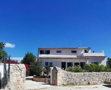Foto Villa unifamiliare a Scicli di 170 m² con 6 locali in vendita