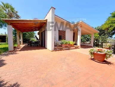 Foto Villa unifamiliare in Via Belice 10, Valderice Rio Forgia di 97 m²