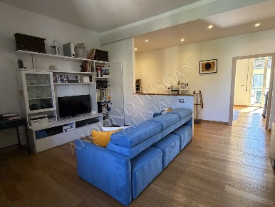 Foto Appartamento in via aretina, Firenze di 90 m² con 4 locali in vendita
