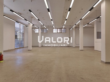 Foto Laboratorio in VIA FILANDA VECCHIA, Faenza di 217 m² con 3 locali