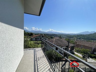Foto Appartamento a Podenzana Bagni di 156 m² con 6 locali in vendita