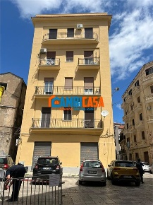 Foto Magazzino a Palermo Castellammare di 151 m² con 2 locali in vendita