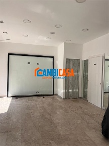 Foto Locale commerciale a Palermo Calatafimi Bassa - Indipendenza di 44 m²