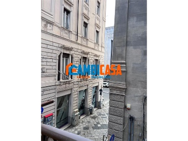 Foto Villa unifamiliare a Palermo Castellammare di 225 m² con 6 locali