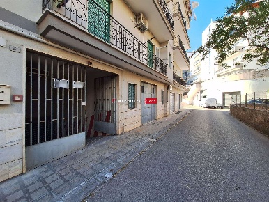 Foto Garage in Vico I Mottola 57, Martina Franca di 15 m² con 1 locali