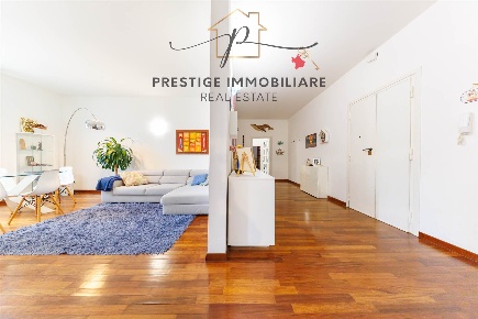 Foto Appartamento a Livorno Calzabigi di 182 m² con 6 locali in vendita