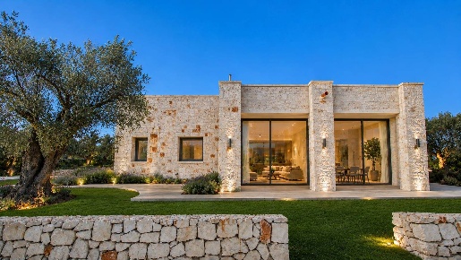 Foto Villa unifamiliare in S.P. 28, Ostuni di 98 m² con 5 locali in vendita