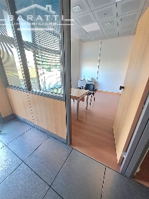 Foto Ufficio a Mirandola Centro di 92 m² in affitto