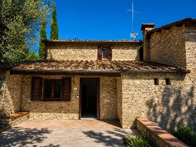 Foto Appartamento a Calenzano di 215 m² con 5 locali in vendita