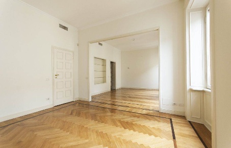 Foto Ufficio in Via Cappuccio 14, Milano Carrobbio di 320 m² con 10 locali