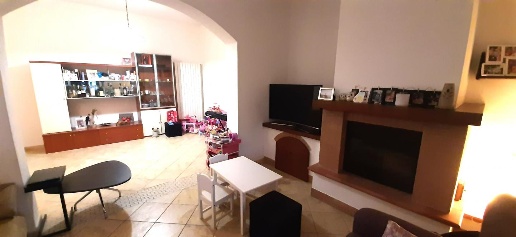Foto Villa a schiera a Rosignano Marittimo di 140 m² con 5 locali