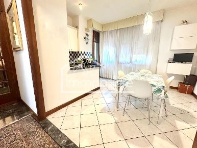 Foto Appartamento a Empoli Masini - XX Settembre di 120 m² con 5 locali